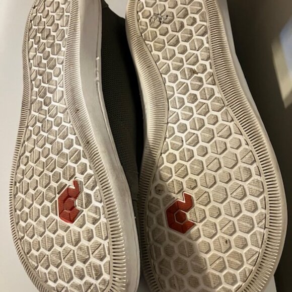 PullTOP Sneakers Size 11 Men's - Picture 3 of 3